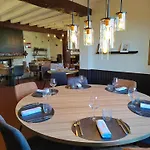 Logis Relais Saint Michel Hotel Villegusien-le-Lac