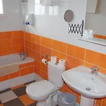 Logis Relais Saint Michel Hotel Villegusien-le-Lac