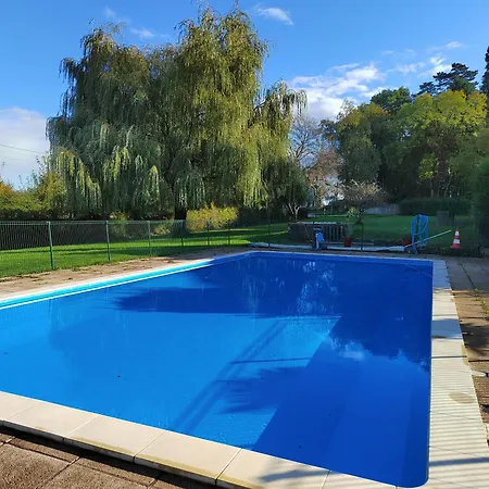 Relais Saint Michel Hotel Villegusien-le-Lac