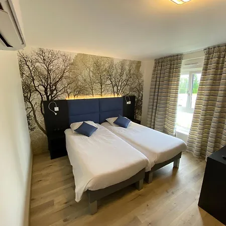 Logis Relais Saint Michel מלון 3*