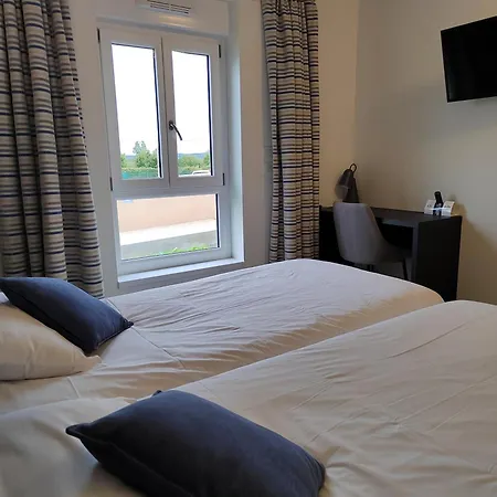 Relais Saint Michel Villegusien-le-Lac