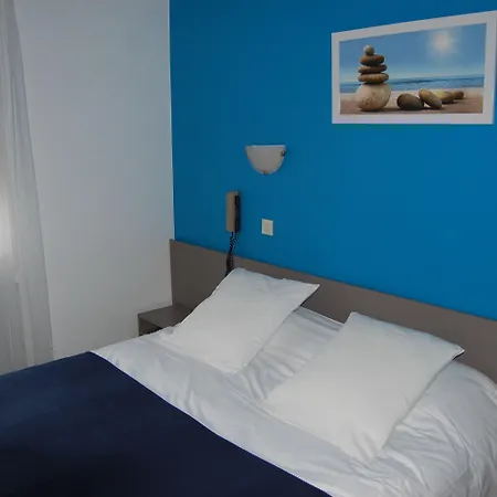 Hotel Relais Saint Michel Villegusien-le-Lac