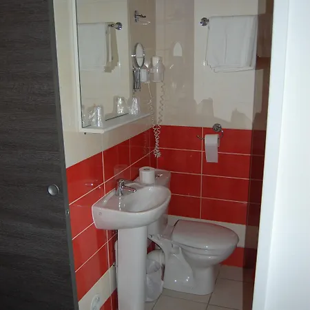 Relais Saint Michel 3* Villegusien-le-Lac