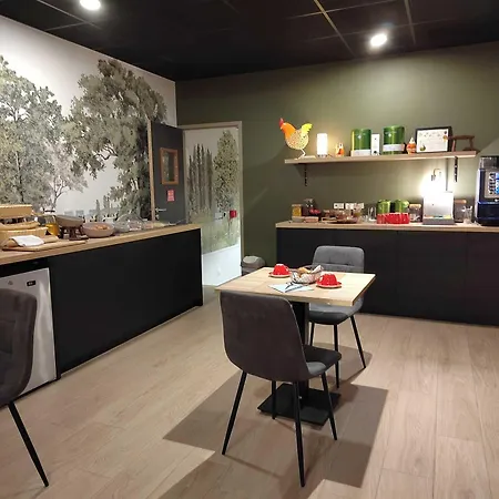 Relais Saint Michel Hotel Villegusien-le-Lac