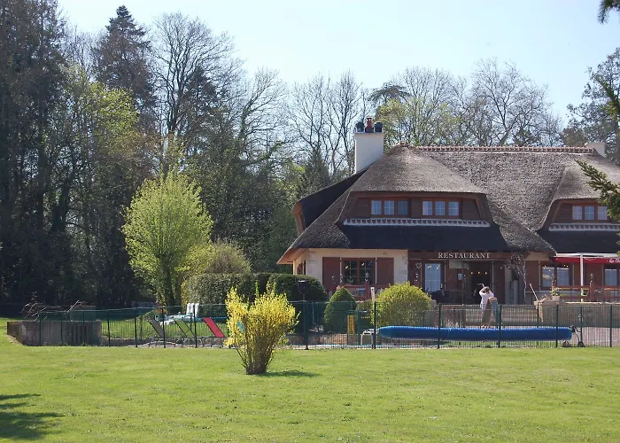 Hotel Relais Saint Michel Villegusien-le-Lac
