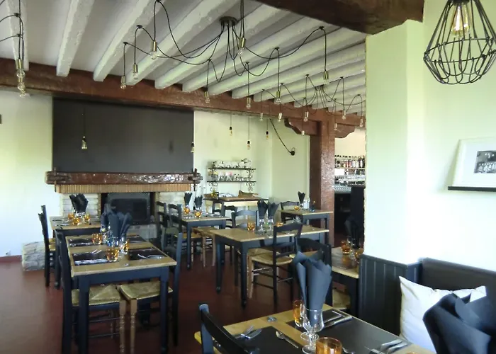 Hotel Relais Saint Michel Villegusien-le-Lac